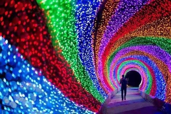 LED散热中的铝型材散热器、水冷散热器哪个更有前途？